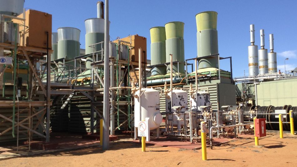 The Carnarvon Power Station before decommissioning by Perth demolition company Focus Demolition.